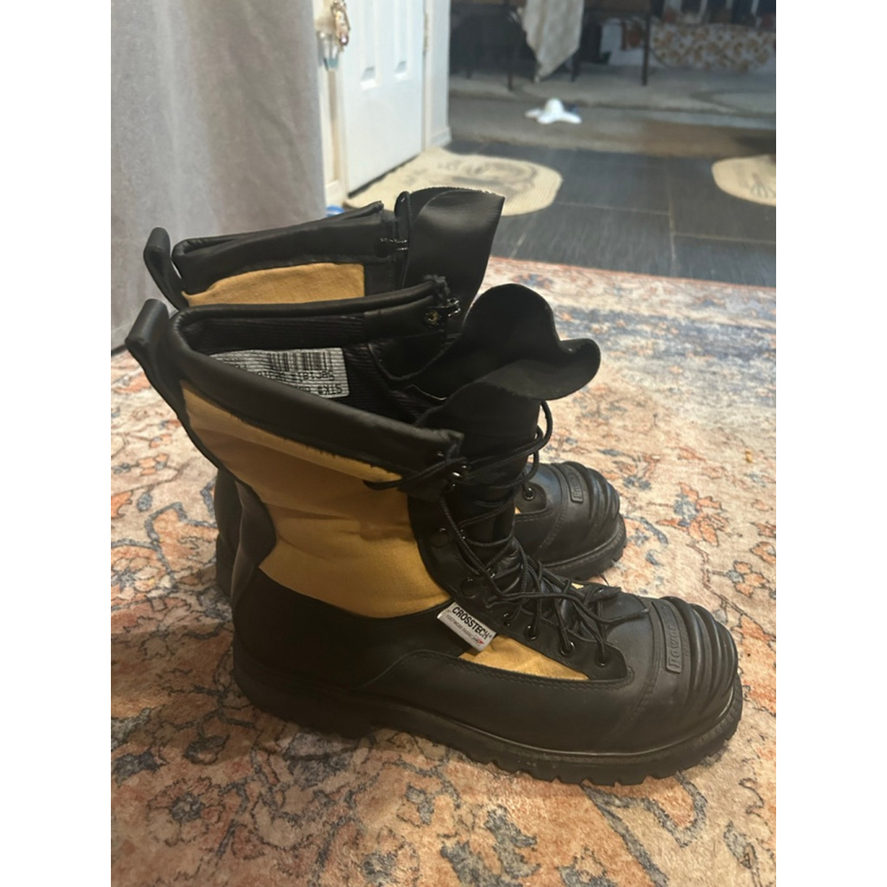 Crosstech boots power tech size 10.5 ems firefighter boots